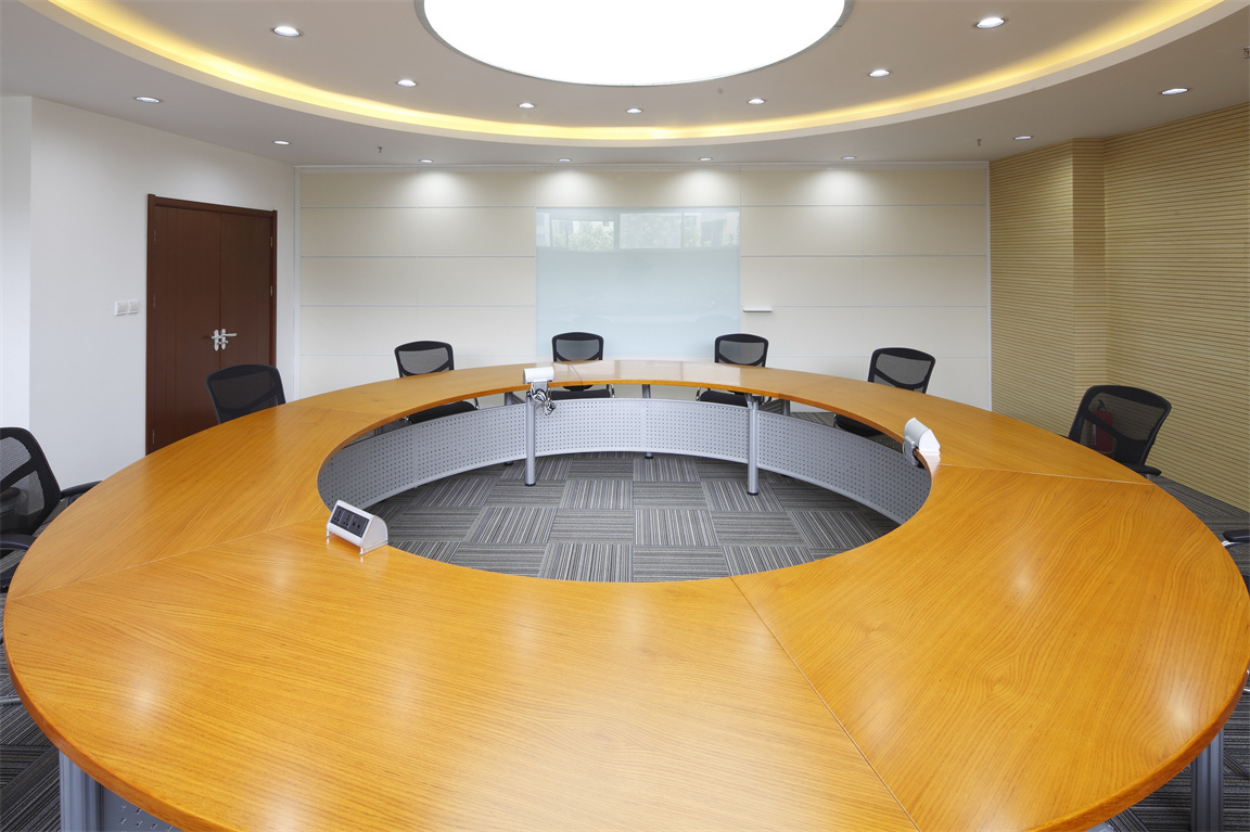 张家口商业银行环形会议桌会议室场景案例图片 (11)